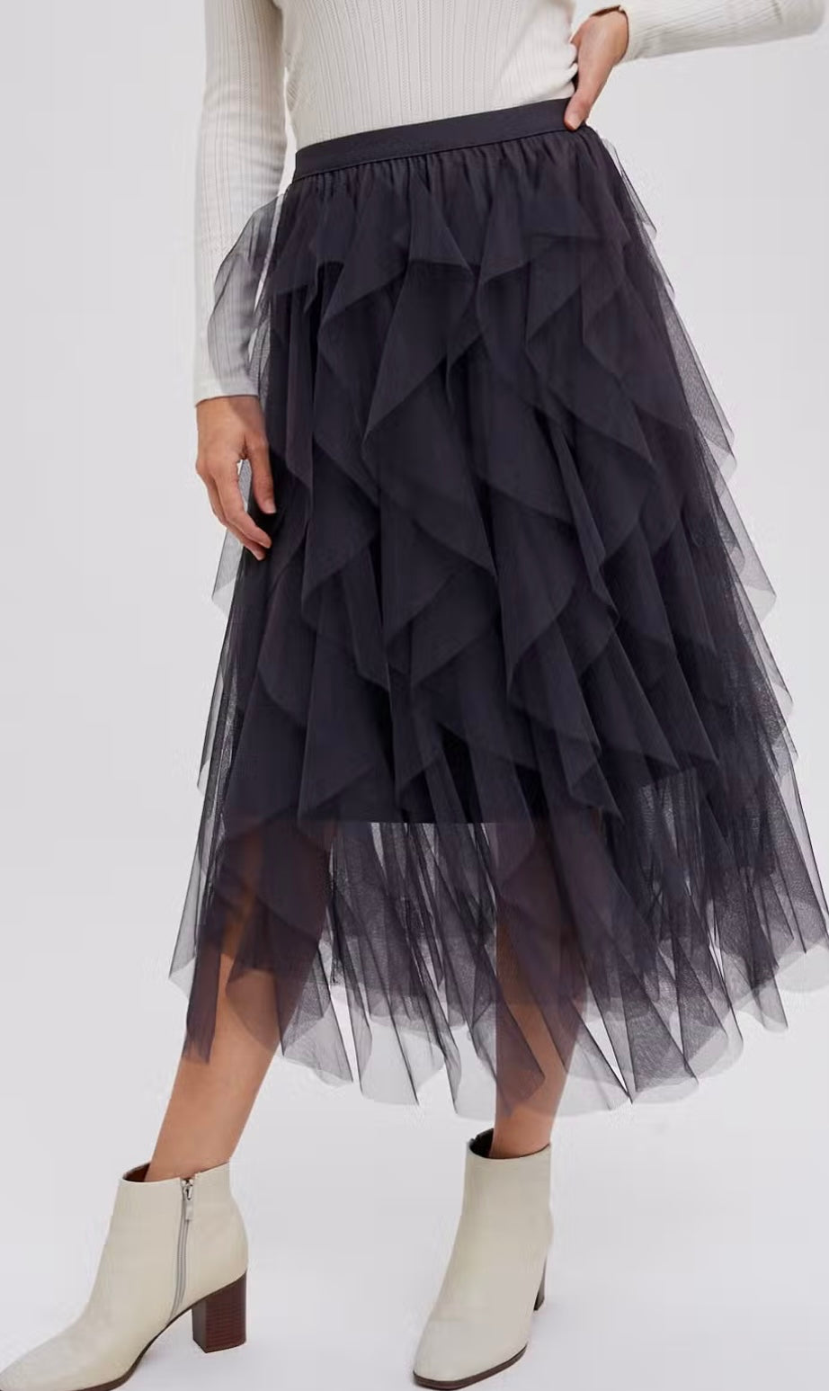 Spin Me Around Tulle Midi Skirt – dear lizzie online boutique