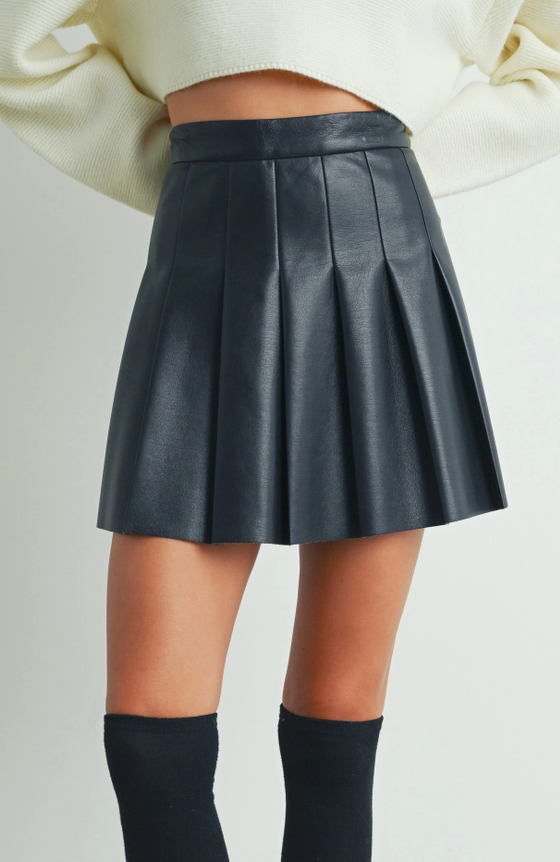 Midnight Leather Pleated Mini Skirt – dear lizzie online boutique